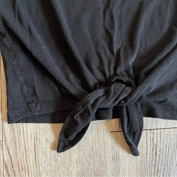 🔥SALE - any 4/$20. Sanctuary Tie Front Tee - Picture 2 of 4